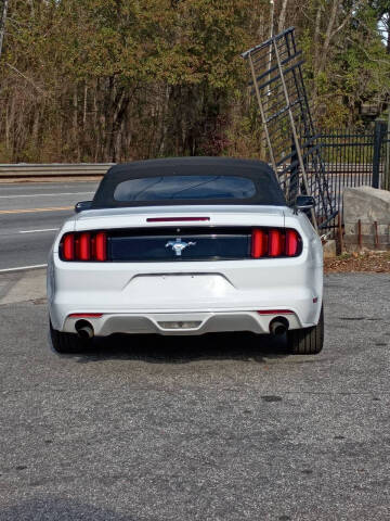 2016 Ford Mustang V6