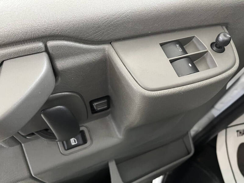 2022 Chevrolet Express LS 3500