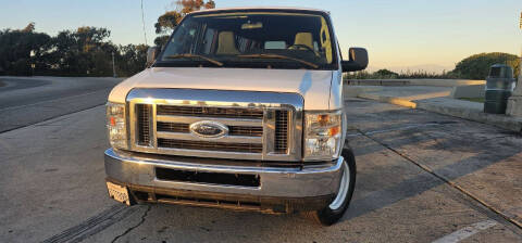 2012 Ford E-Series E-350 SD XLT