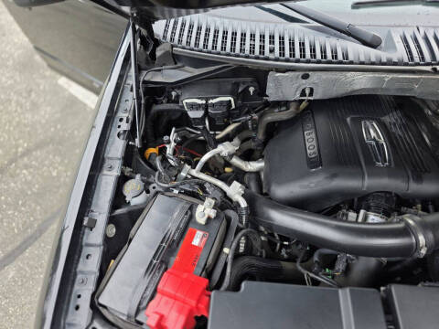 2016 Lincoln Navigator Select