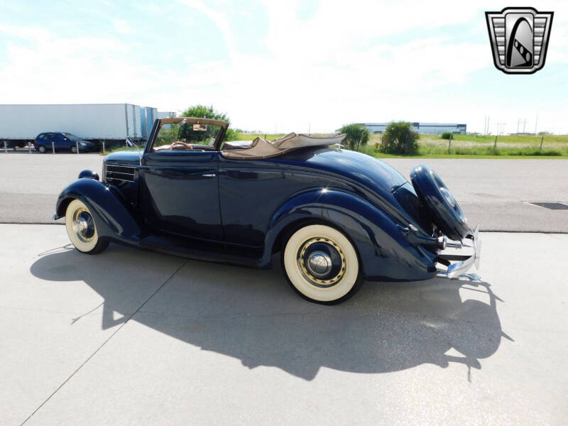 1936 Ford Cabriolet