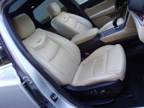 2018 Cadillac XT5 Premium Luxury