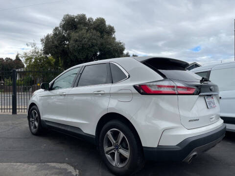 2020 Ford Edge SEL