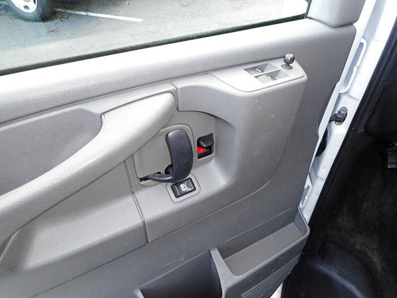 2011 Chevrolet Express LT 3500