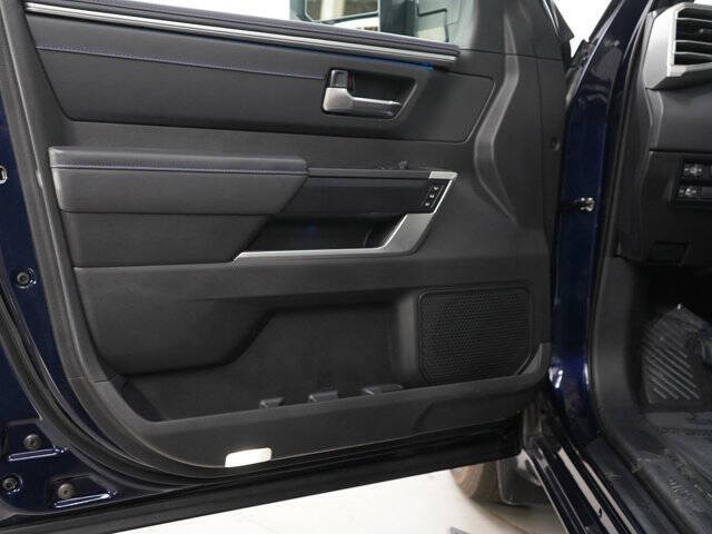 2024 Toyota Sequoia Platinum