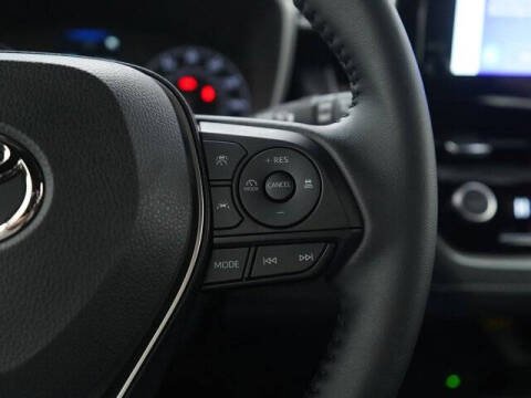 2025 Toyota Corolla Hatchback SE