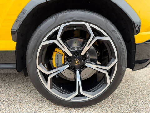 2022 Lamborghini Urus