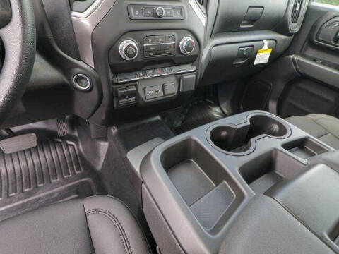2025 GMC Sierra 2500HD Pro