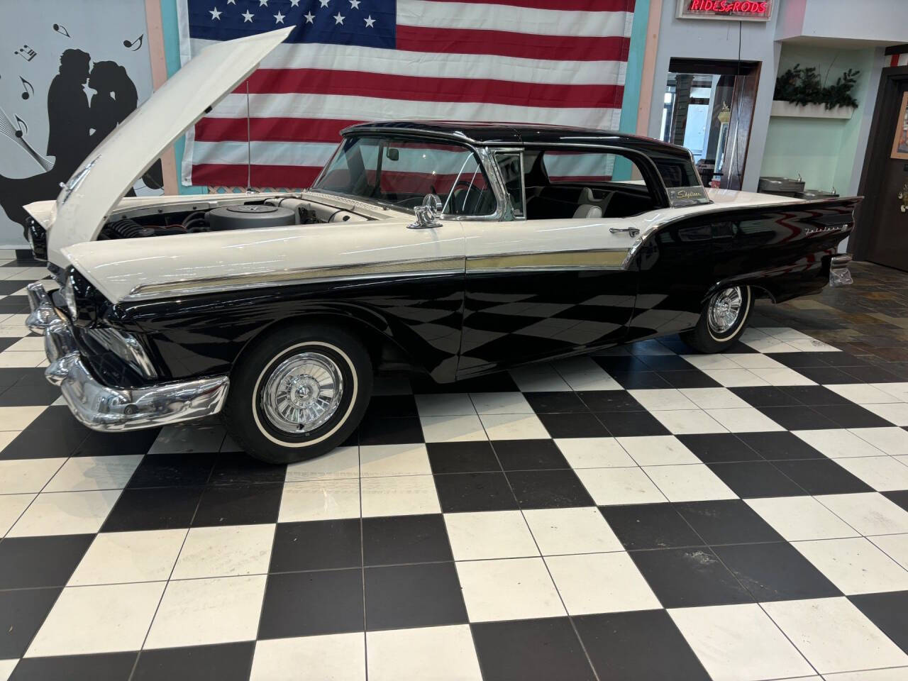 1957 Ford Fairlane 12