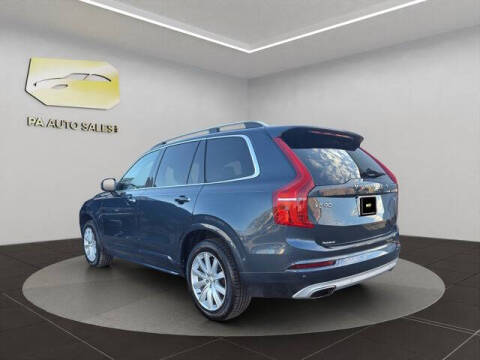 2018 Volvo XC90 T6 Momentum