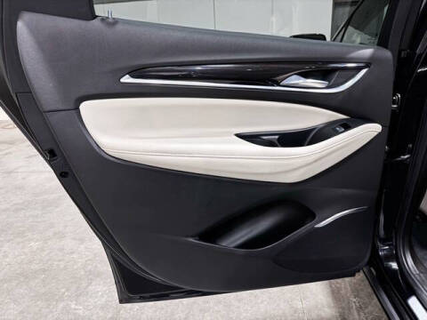 2022 Buick Enclave Essence