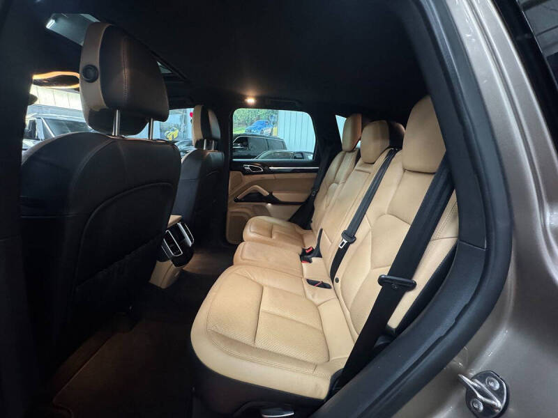 2016 Porsche Cayenne