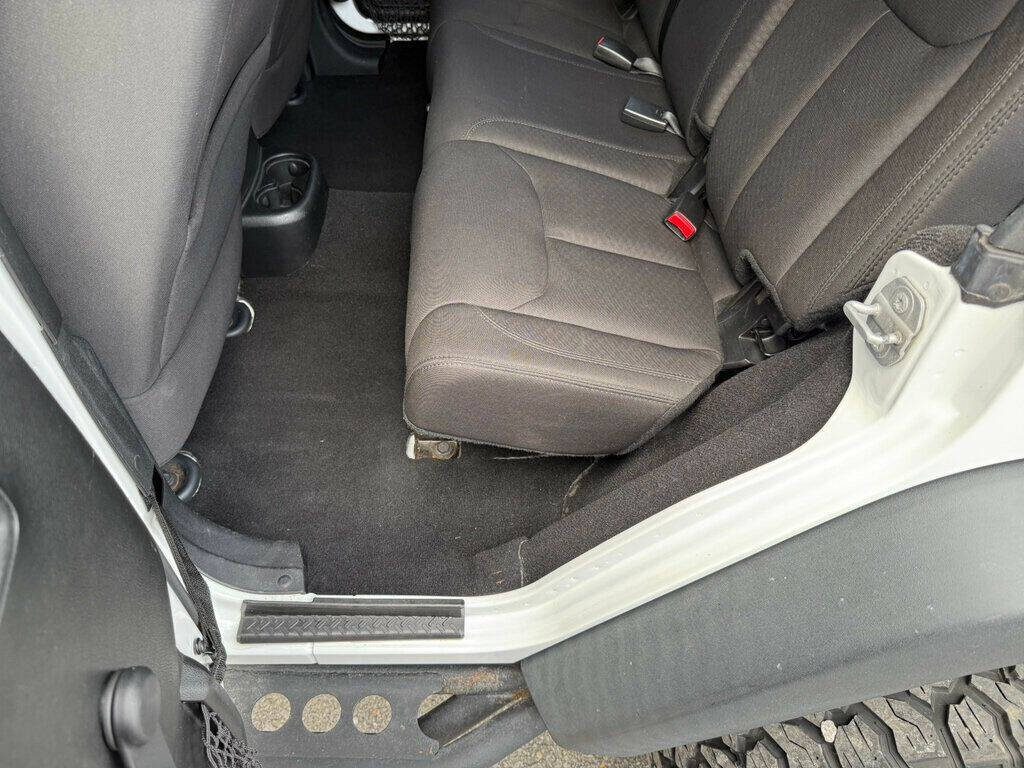 2015 Jeep Wrangler Unlimited 39