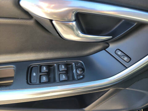 2017 Volvo V60 T5 Premier