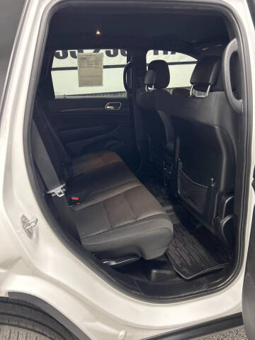 2018 Jeep Grand Cherokee Laredo E