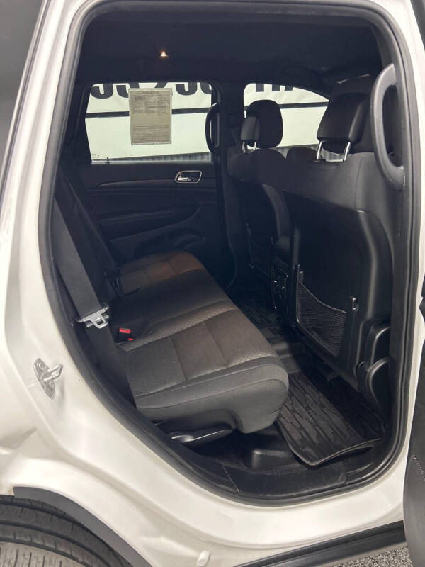 2018 Jeep Grand Cherokee Laredo E