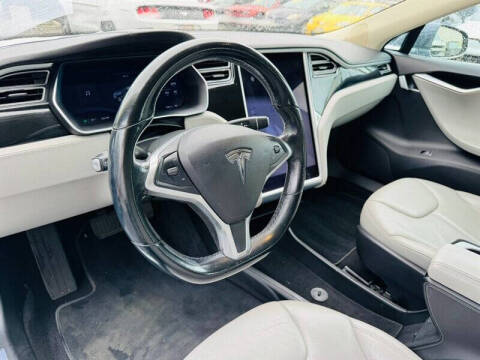 2014 Tesla Model S P85