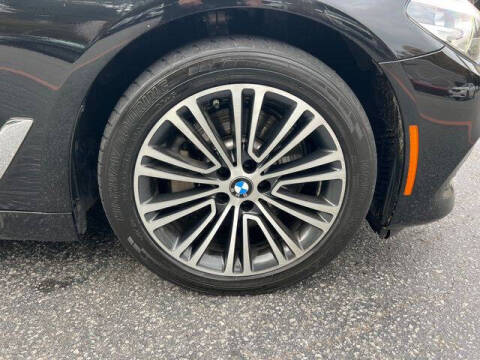 2020 BMW 5 Series 530i