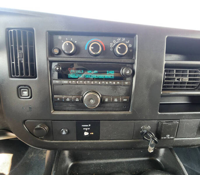 2016 GMC Savana 3500