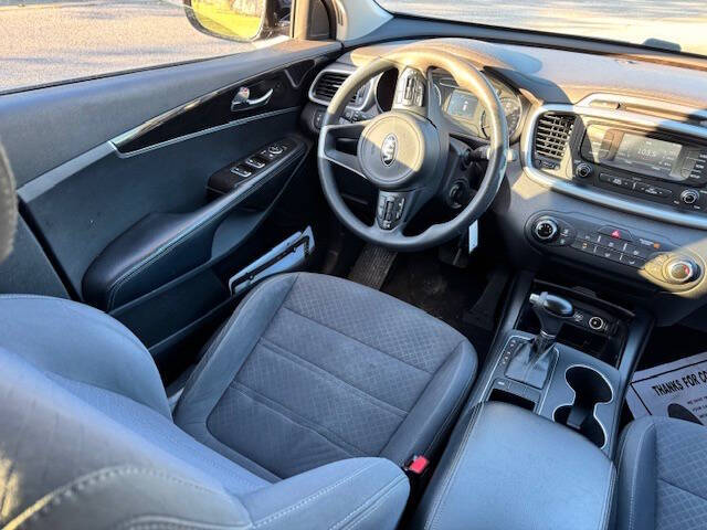 2018 Kia Sorento LX V6