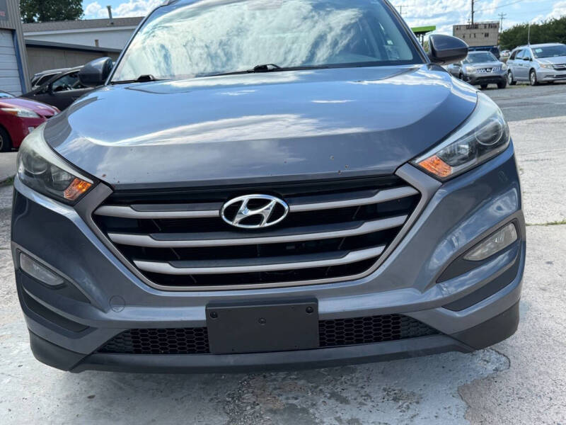 2016 Hyundai Tucson SE