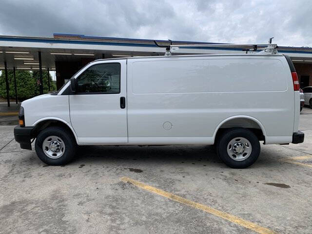 2025 Chevrolet Express 2500