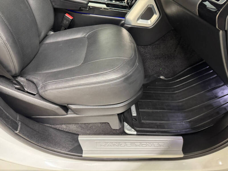 2019 Land Rover Range Rover HSE