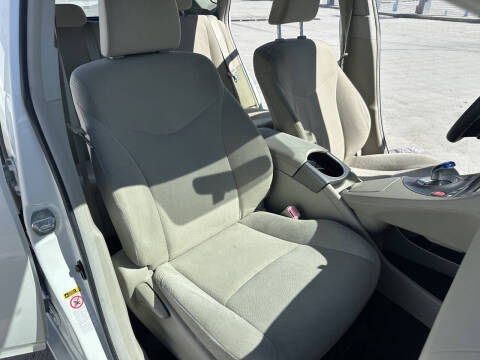 2012 Toyota Prius Two