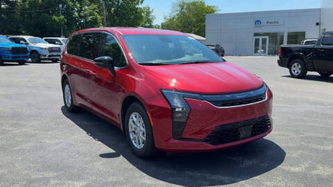 2027 Chrysler Pacifica Select