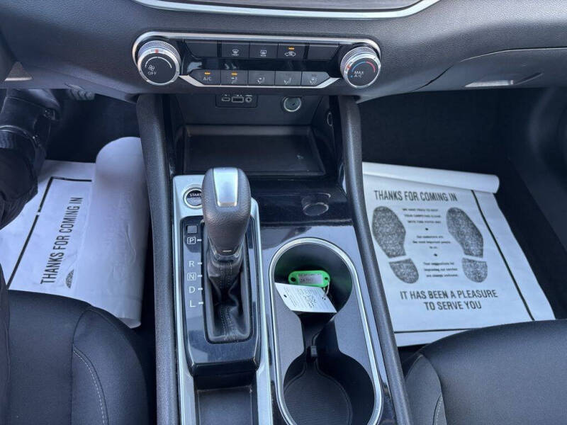 2024 Nissan Altima 2.5 SV