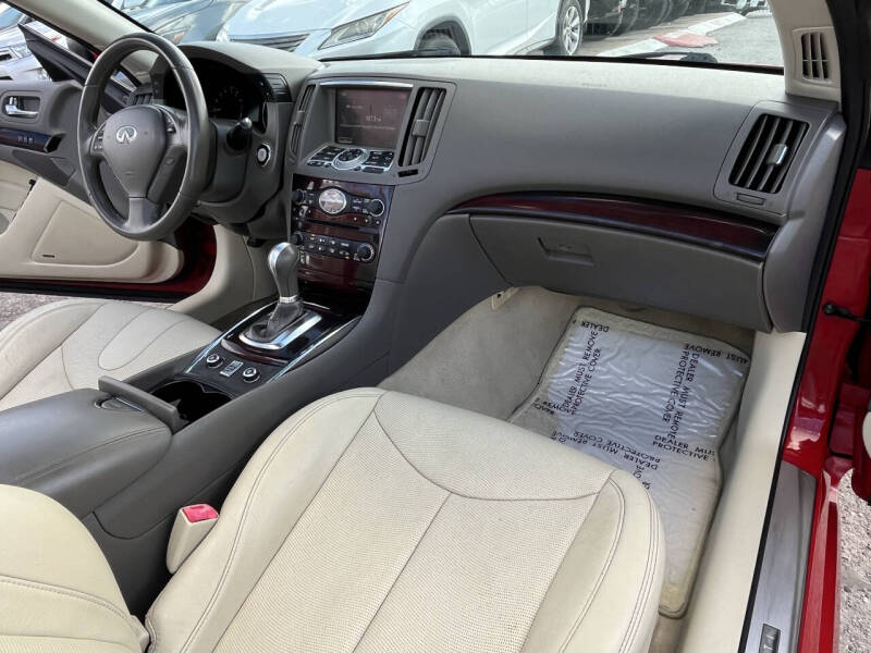 2013 Infiniti G37 Convertible