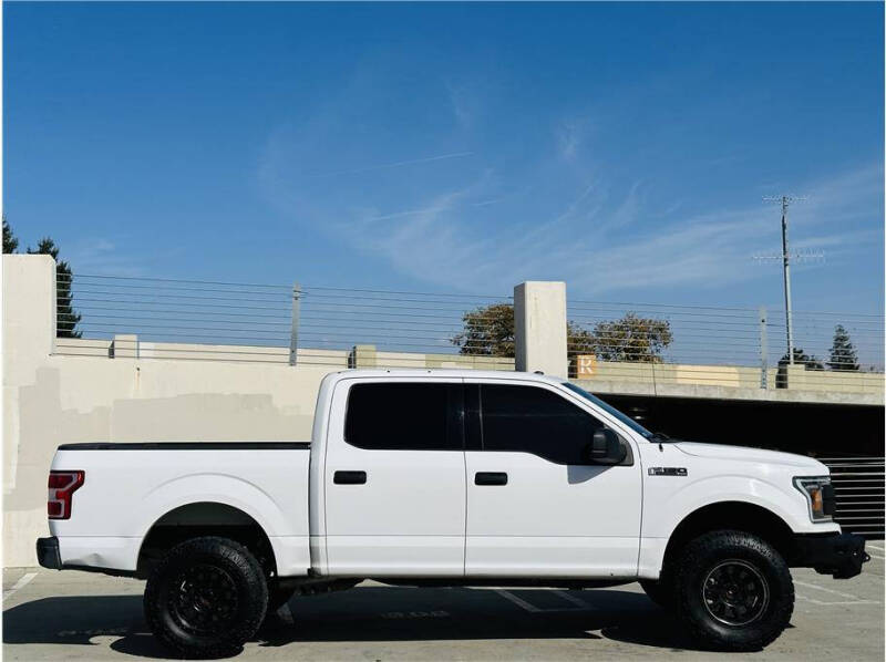 2018 Ford F-150 XLT photo 12