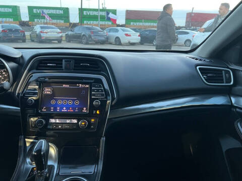 2019 Nissan Maxima 3.5 SV