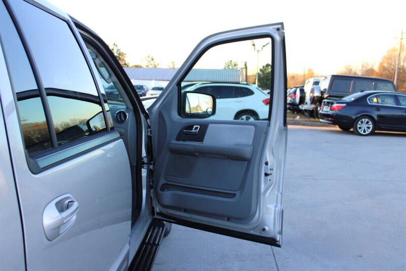 2005 Ford Expedition XLT