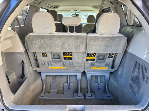 2011 Toyota Sienna