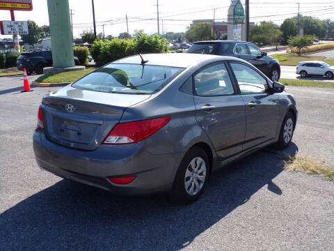 2017 Hyundai Accent SE