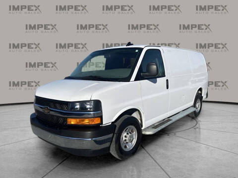 2024 Chevrolet Express 2500