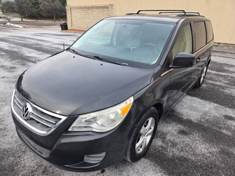 2011 Volkswagen Routan SEL