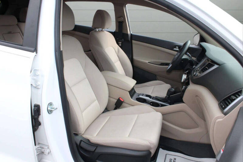 2017 Hyundai Tucson SE