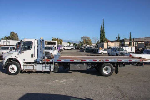 2015 Freightliner M2 106