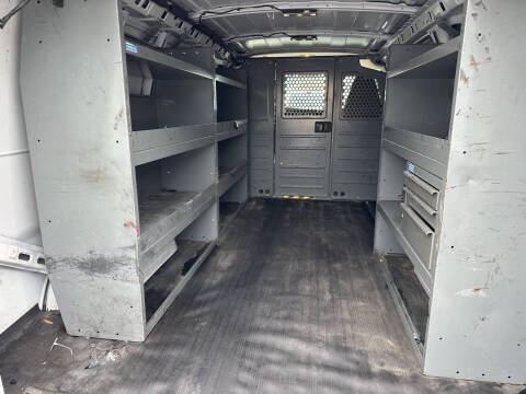 2017 Chevrolet Express 2500