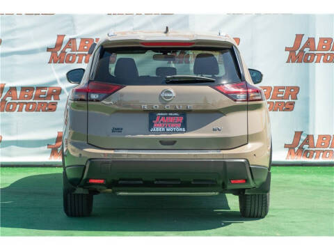 2024 Nissan Rogue SV