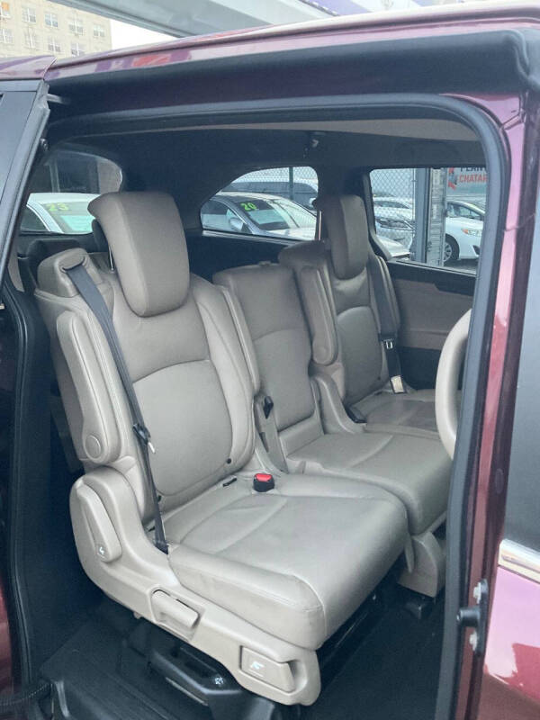 2018 Honda Odyssey EX-L - Photo 16