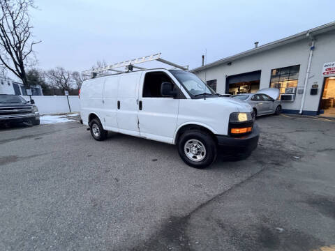 2020 Chevrolet Express 2500