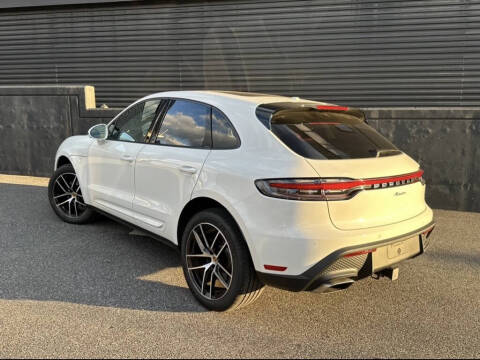 2025 Porsche Macan