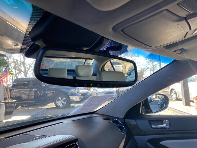 2014 Kia Cadenza Limited