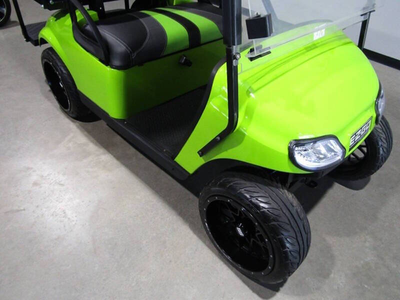 2020 E-Z-GO TXT
