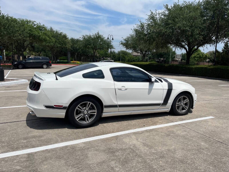 2013 Ford Mustang V6 Premium