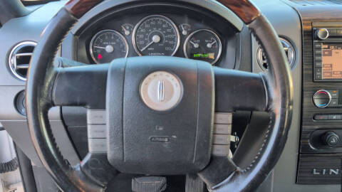 2008 Lincoln Mark LT