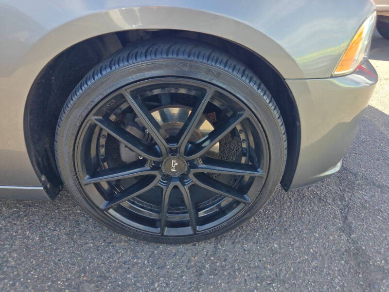 2011 Dodge Charger SE